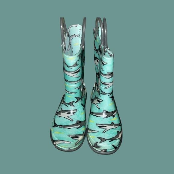 WESTERN CHEIF Toddler Shark Chase Light Up Rain Boots Size 10 - Picture 2 of 7